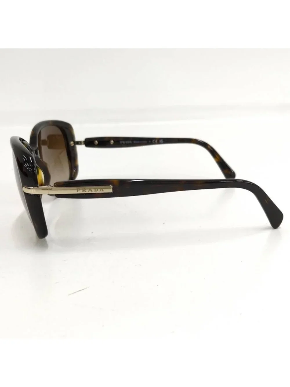 Prada Tortoiseshell Sunglasses Spr Eyewear